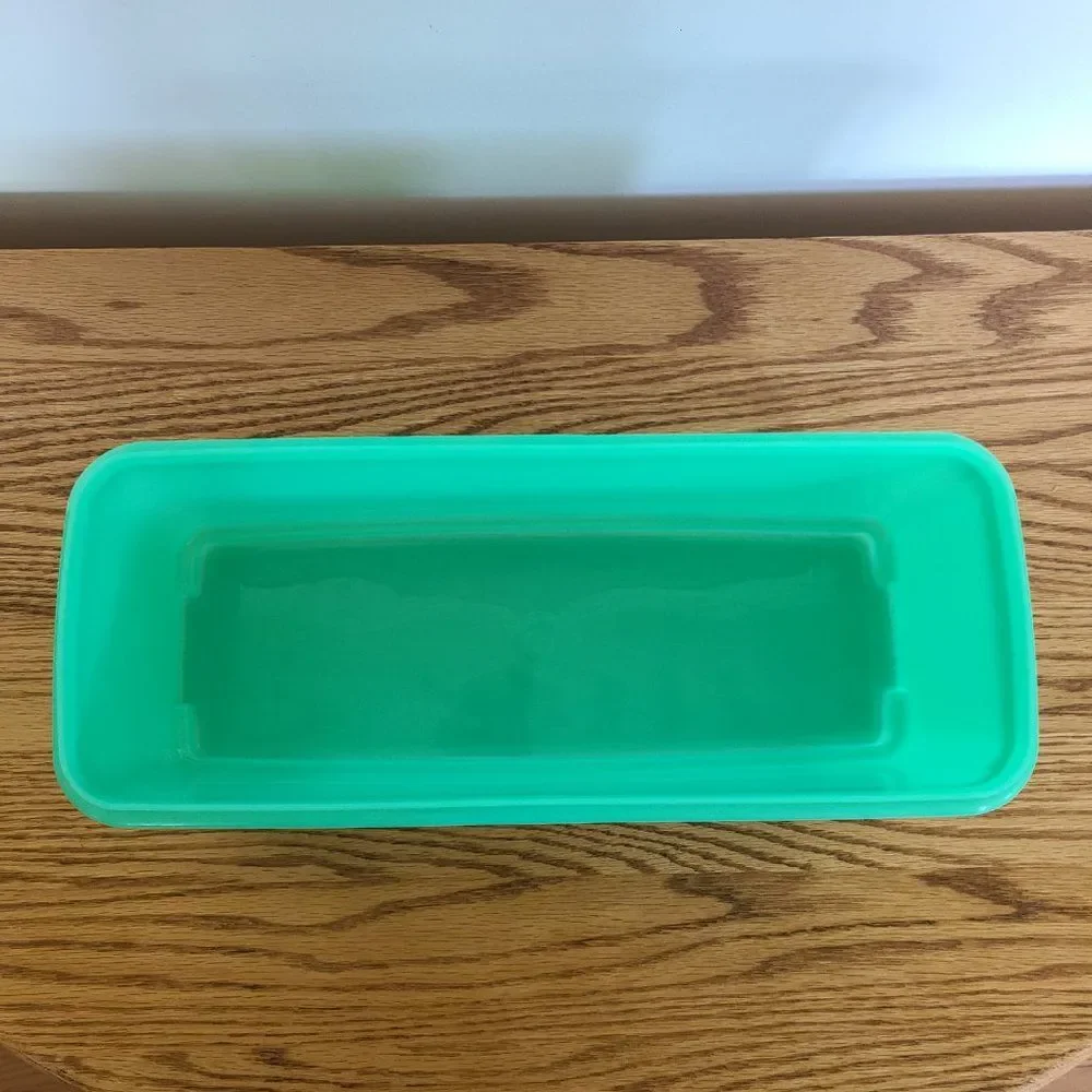 Tupperware Vintage Celery Vegetable Keeper Crisper Item 782-2 Jadeite Green